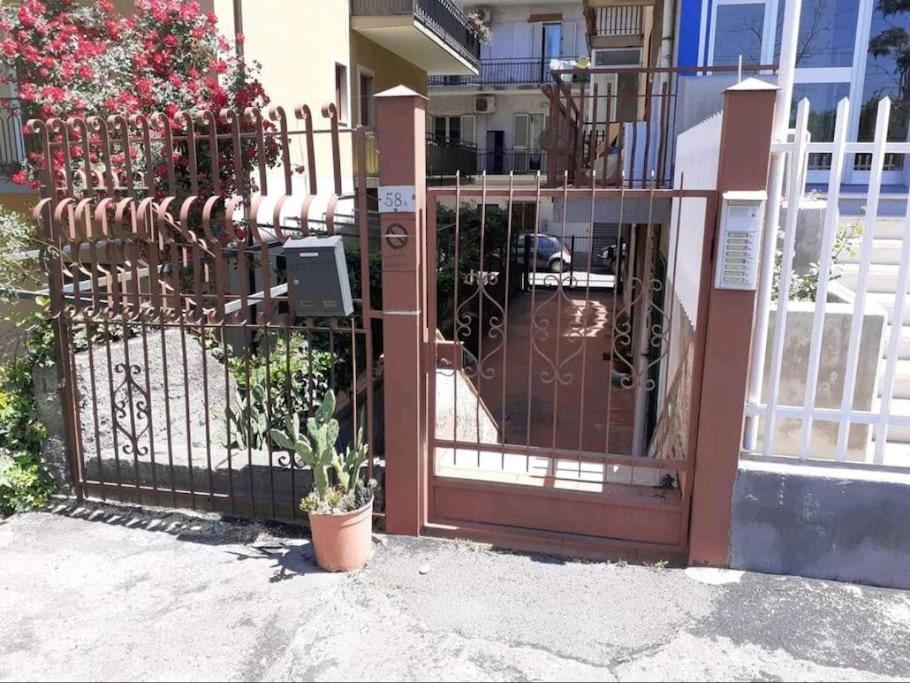 Appartamento Da Nella Giardini Naxos Exteriér fotografie